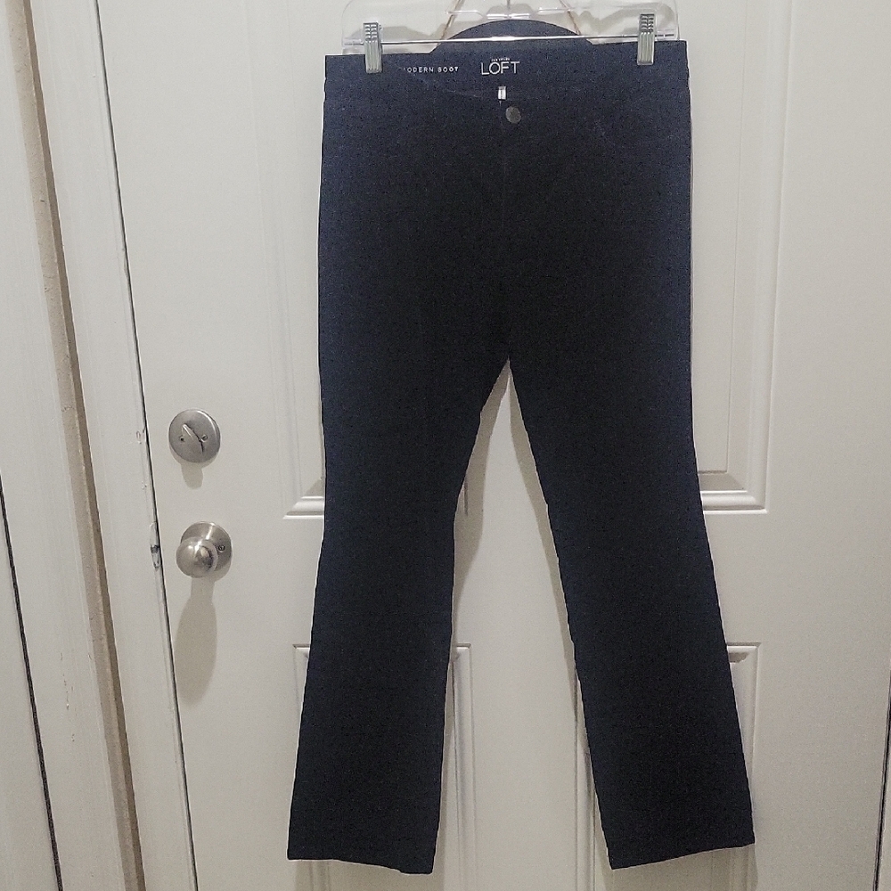 LOFT Size 8P Black Corduroy Pants
